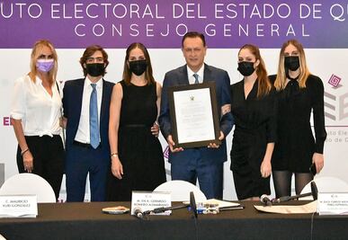 Mauricio Kuri ya tiene la constancia de gobernador electo de Querétaro