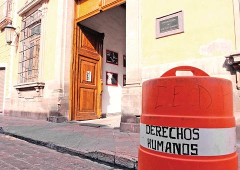 A medio año, plan estatal de DH