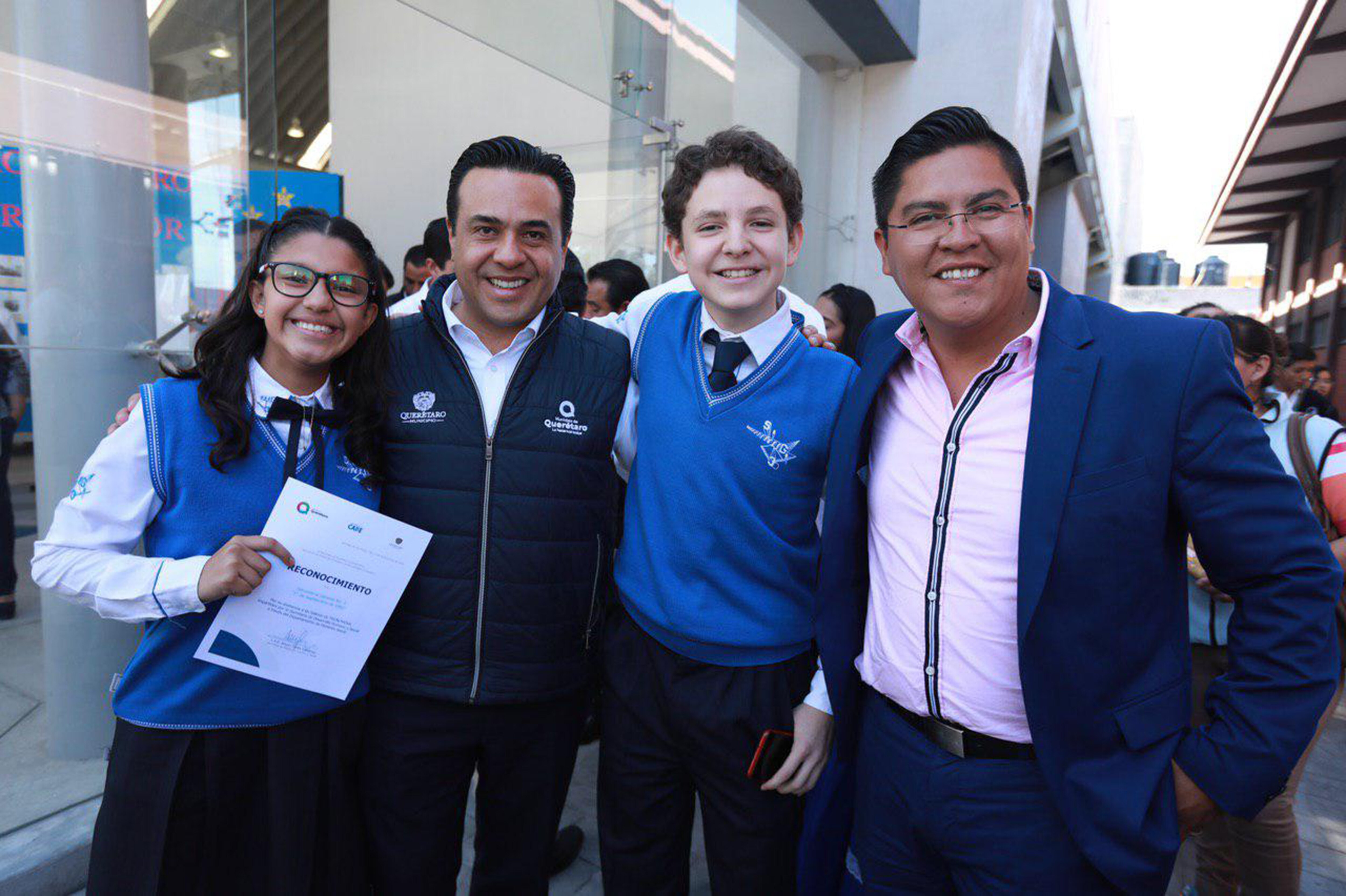 Tecnomóvil beneficia a 10 mil estudiantes