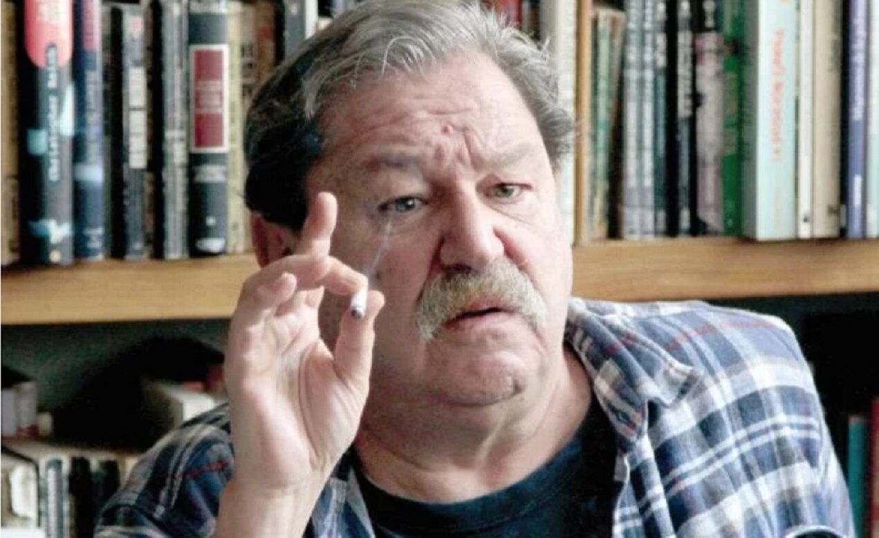 Taibo lo logra, es nombrado gerente editorial en el FCE