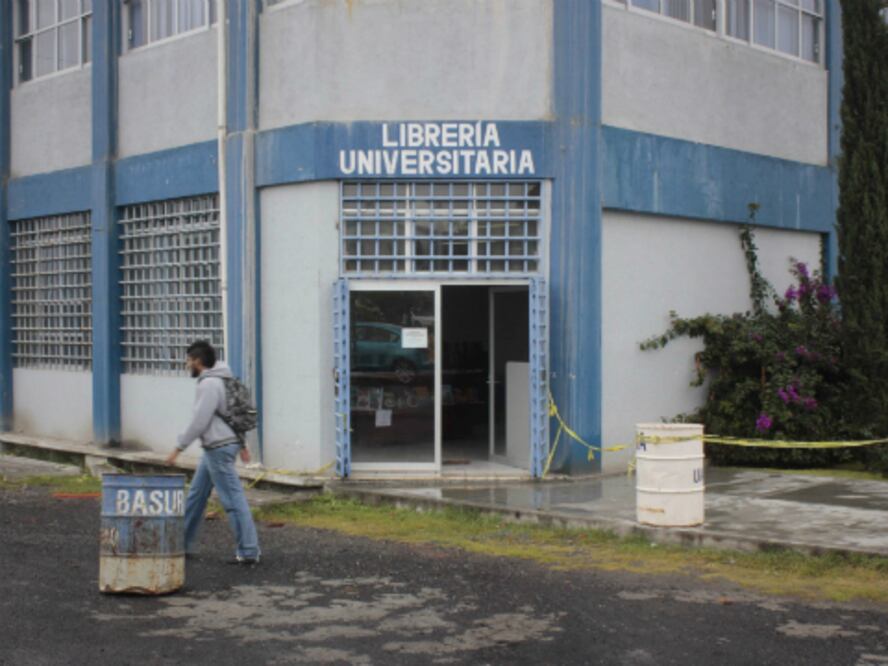 Egresan 24 sociólogos de la UAQ