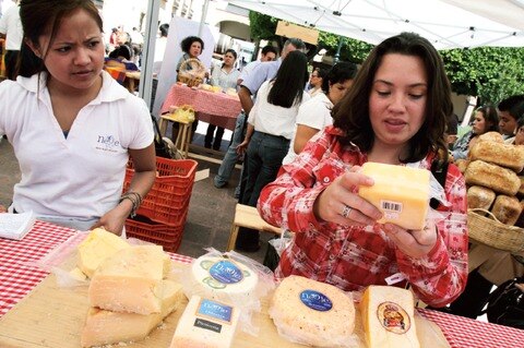 Crece 30% venta de quesos artesanales