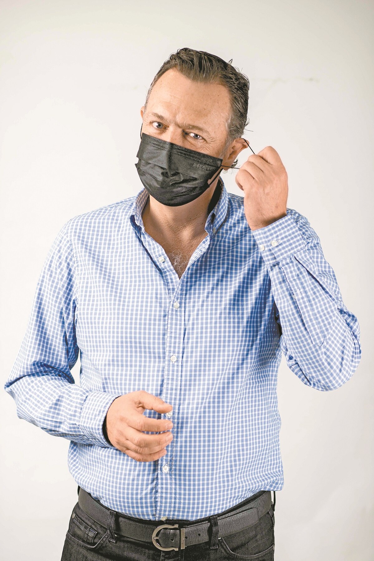 Mauricio Kuri, positivo al Covid-19; está en aislamiento