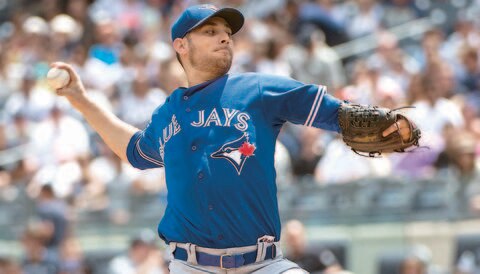 Estrada y Gallardo, con ofertas de 15.8 mdd