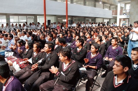 Estado, con cobertura de 65% en educación media superior 