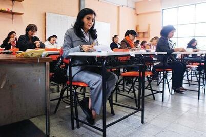 Prevén ahorrar 6 mdp al dar a federación nómina de maestros