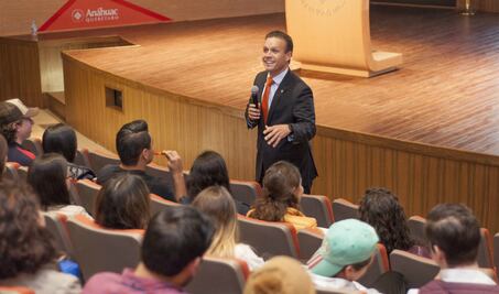 La Anáhuac recibe a nuevos alumnos