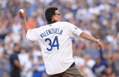 El “Toro” y sus lances para motivar niños