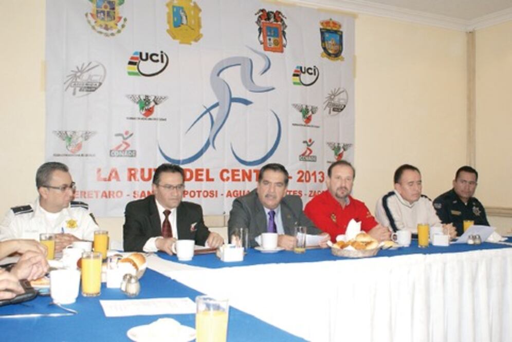 Banderazo de salida queretano