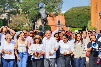 Morenistas marchan por el Día del Trabajo en Querétaro 