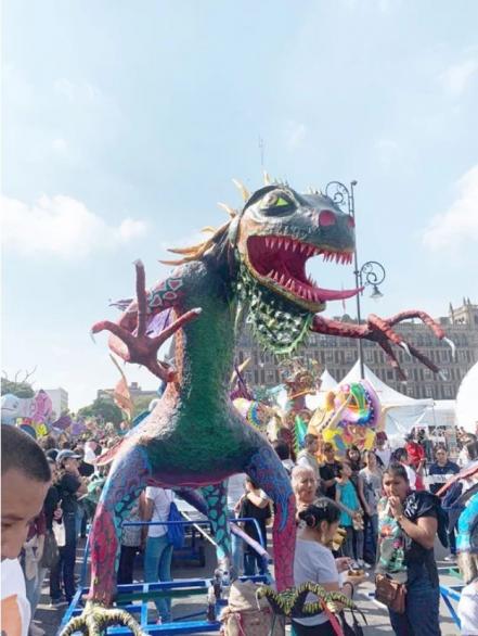 Alebrijes "toman" las calles del Zócalo y Reforma
