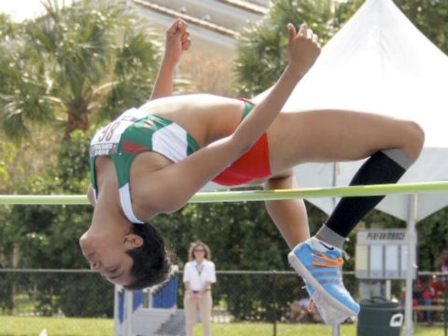 Ximena Esquivel es olímpica juvenil