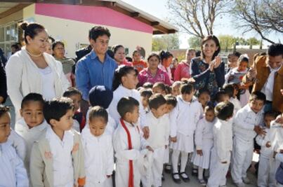 Entregan obras en Huimilpan