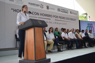 Dan 19 mdp para obras en Pedro Escobedo