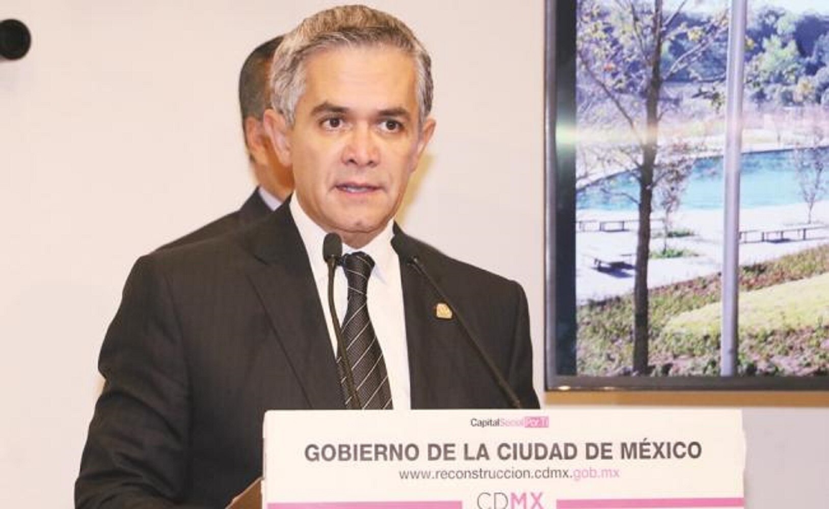 Miguel Ángel Mancera aparece en número dos de los pluronominales por el PAN. (Foto: Cortesía)