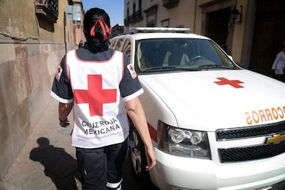 Envía Cruz Roja 35 paramédicos y 10 unidades a la Ciudad de México