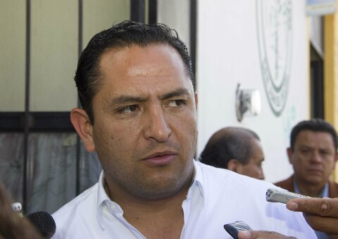 Va Pineda por reelección 