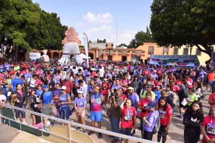 El Pueblito, de fiesta