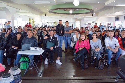 La AFFEQ rompe con los mitos deportivos