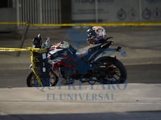 Accidente vial en Prolongación Bernardo Quintana deja dos motociclistas sin vida