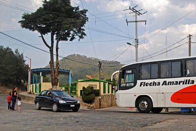 Habitantes cercanos a carretera, en riesgo por accidentes constantes