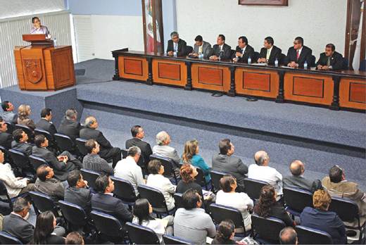 Percibe corrupción sólo 33.5%