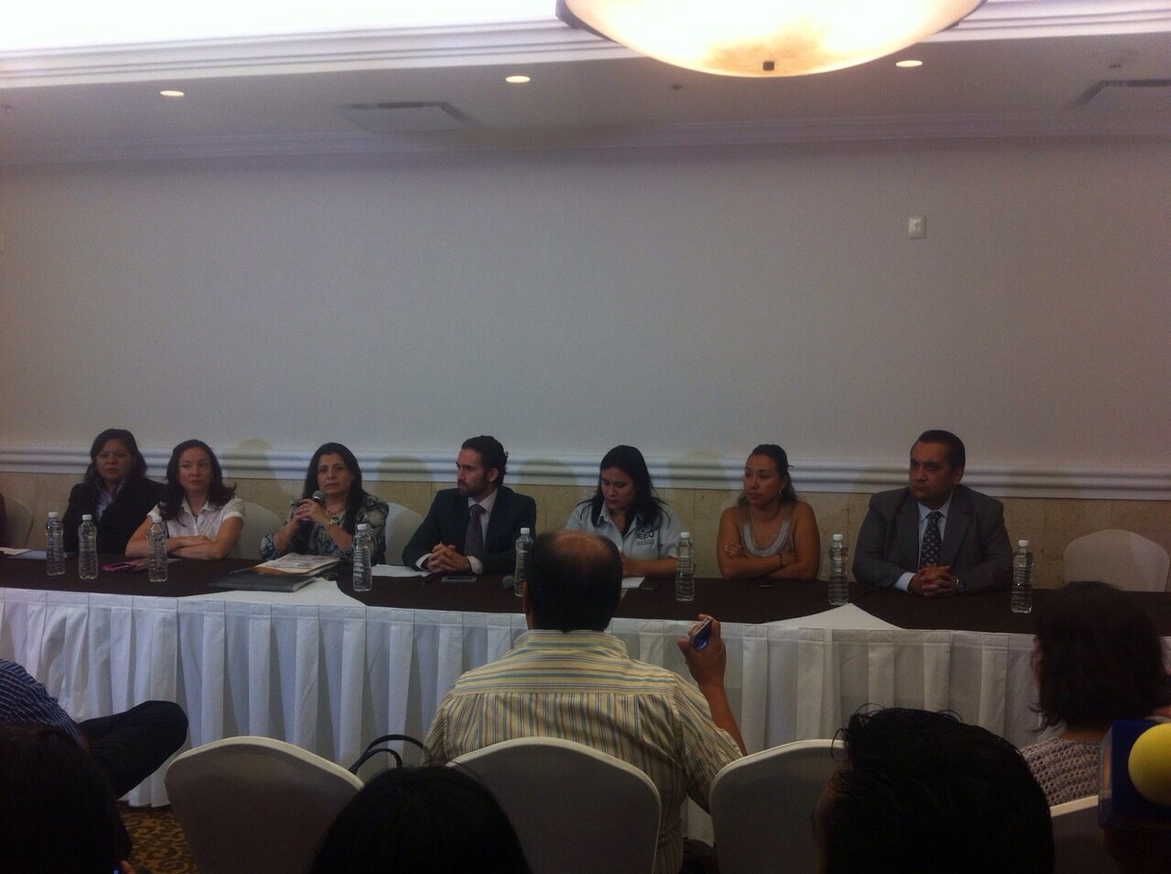 Toma conocimiento IEEQ de material alusivo a candidato