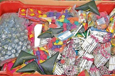 Aseguran en SJR 180 kilos de cohetones