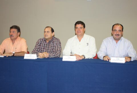 Visita de EPN por Asamblea CNOG