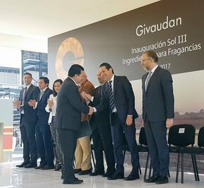 Llega a Querétaro empresa de la industria química