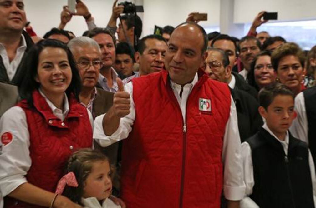 Empate técnico entre Loyola  y Domínguez, revela  encuesta
