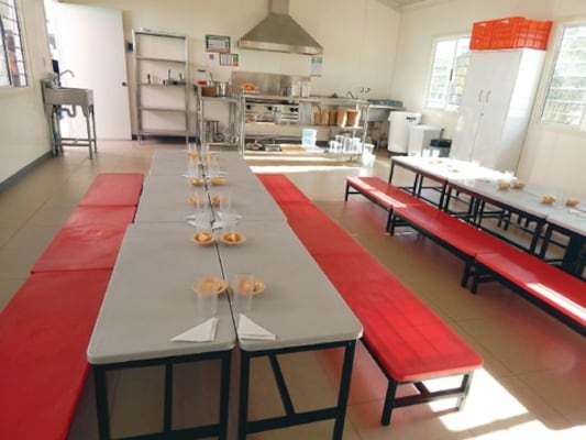 Reportan pérdida total en aula-cocina por lluvias en Cadereyta 