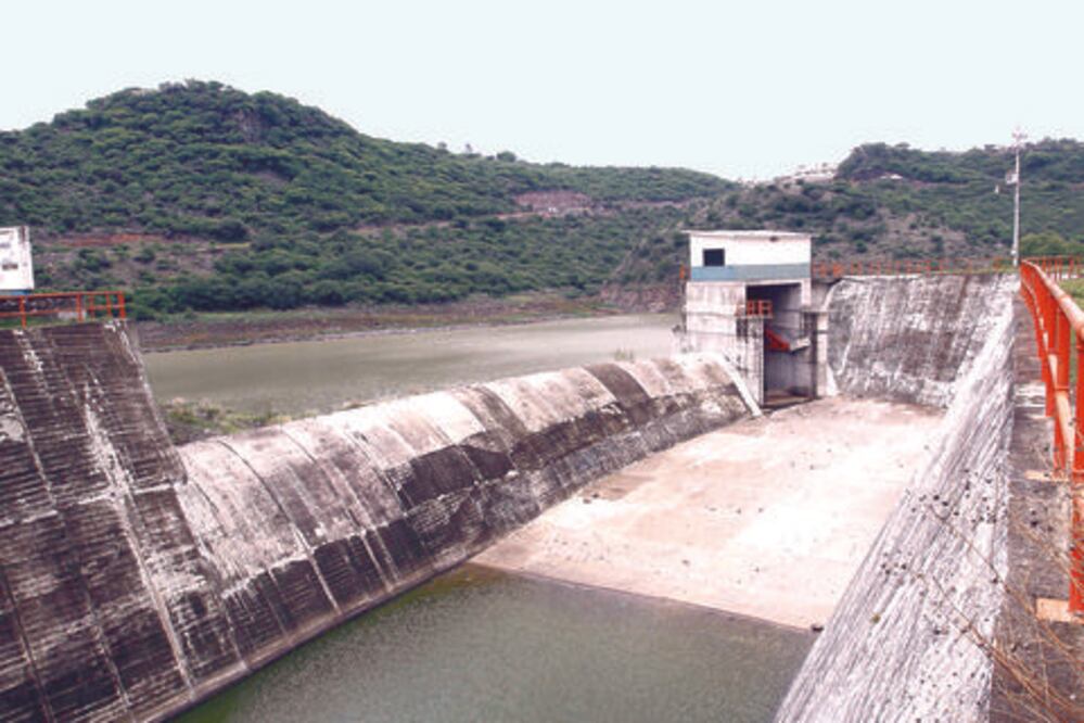 Sin desbordamientos en Corregidora, reportan