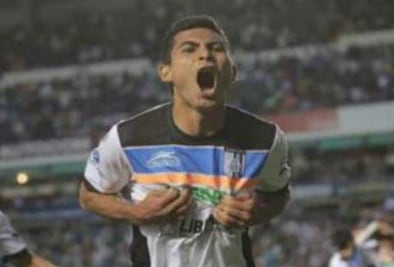 Gallos Blancos y Jaguares empatan