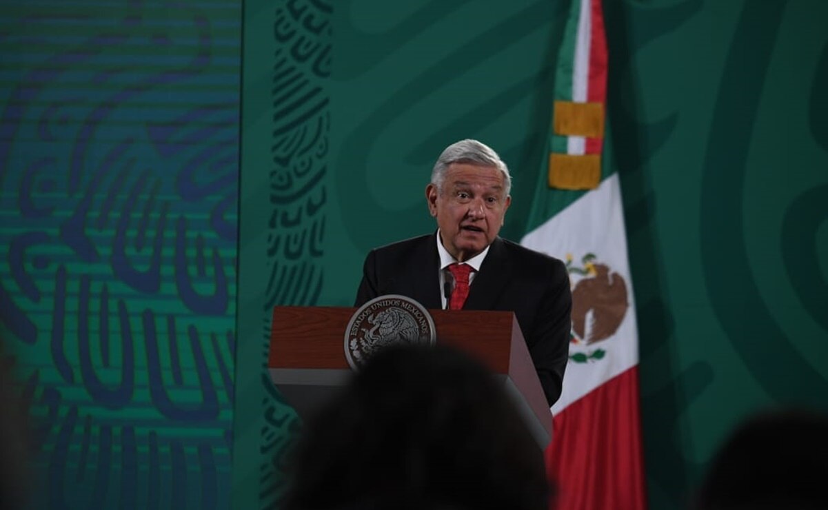AMLO reitera que se aplicará vacuna de AstraZeneca; "es segura, no hay que temer", dice