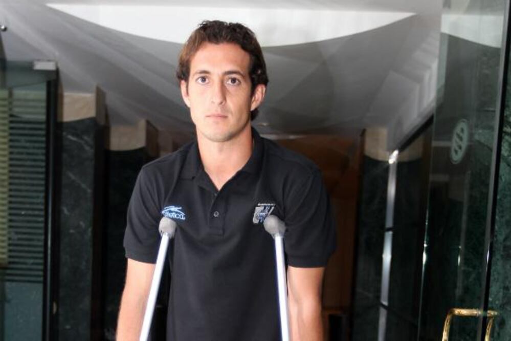 De la Torre quiere permanecer en Gallos