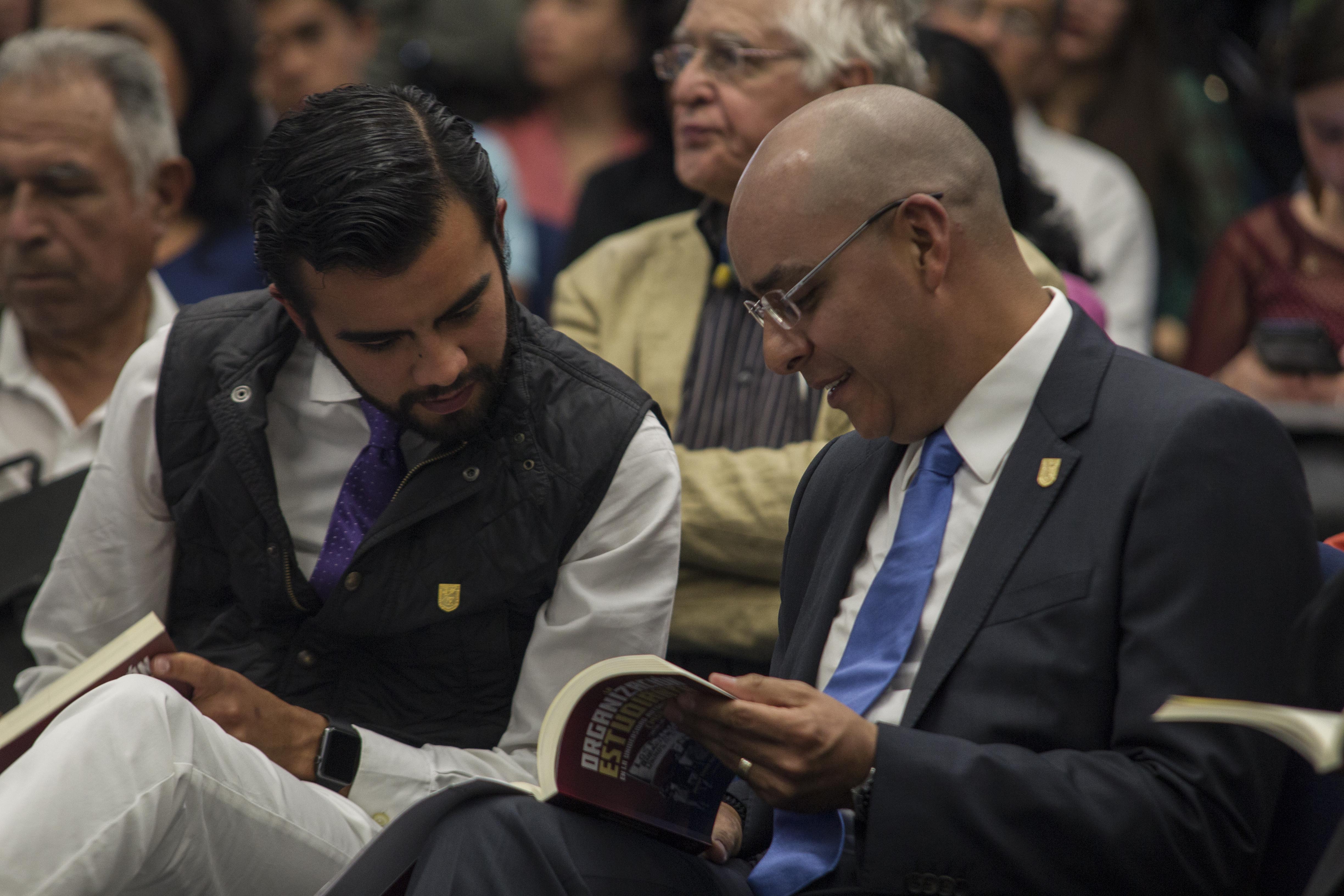 Páginas de historia y aprendizaje