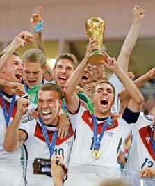 Tetrateutones, con gol de Mario Götze