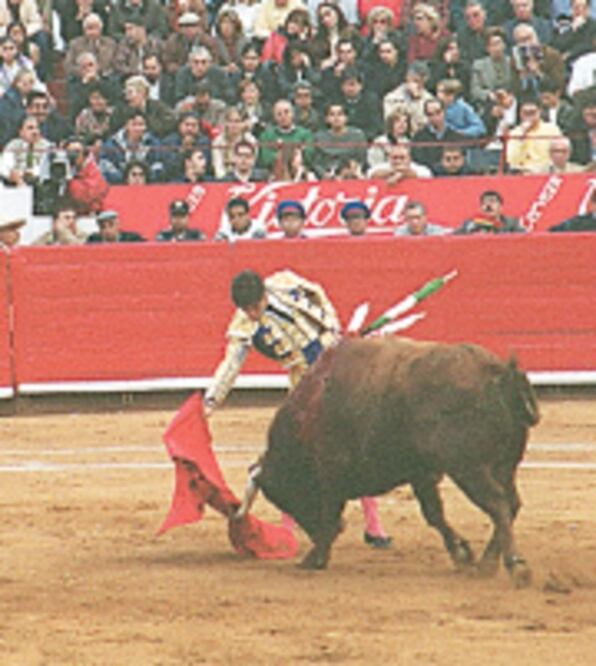 “Morante de la Puebla” brilla y corta dos orejas