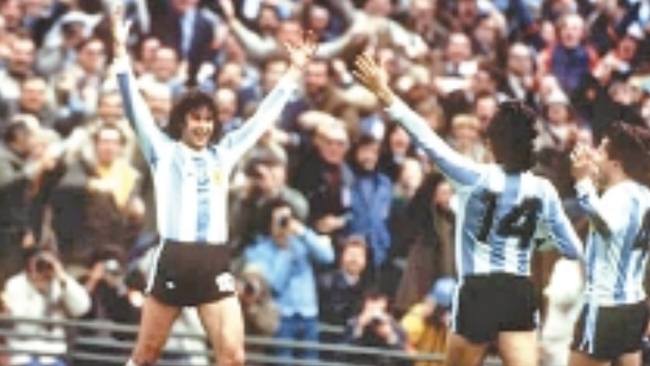 Dictadores arreglaron Mundiales