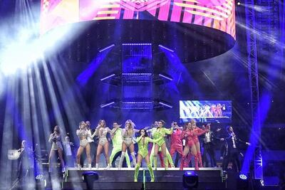 La fiebre noventera invade el Corregidora  