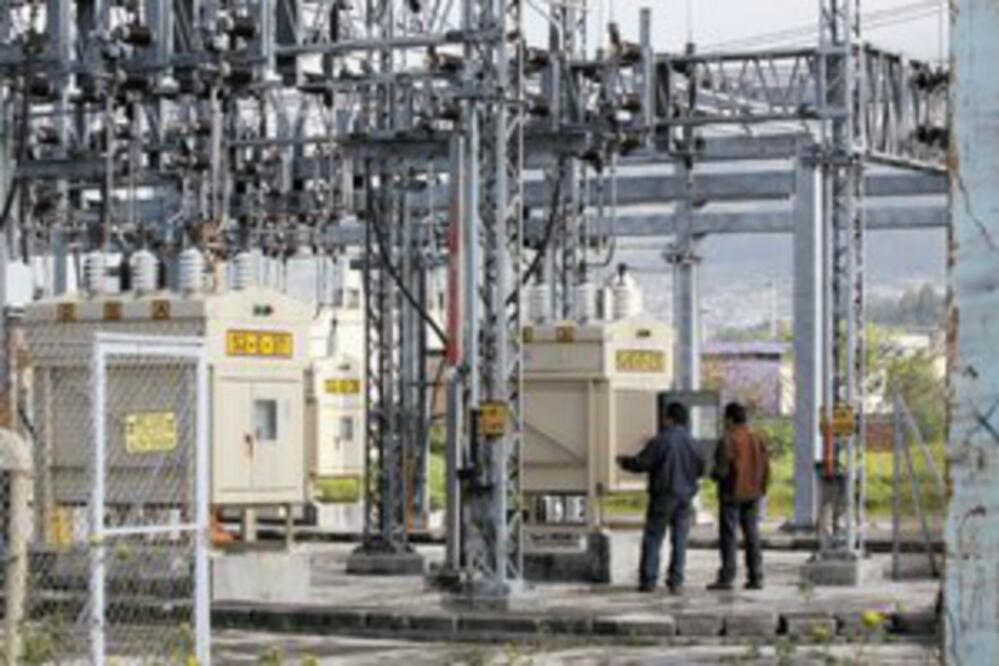 Denuncia CFE robo de 2 mdp