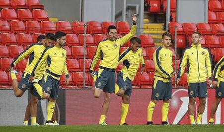 Villarreal y Jona visitan Anfield