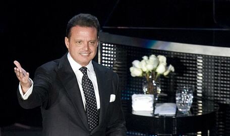 Luis Miguel paga un millón de dólares de fianza