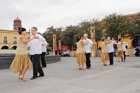 El danzón, un ritmo que está en auge