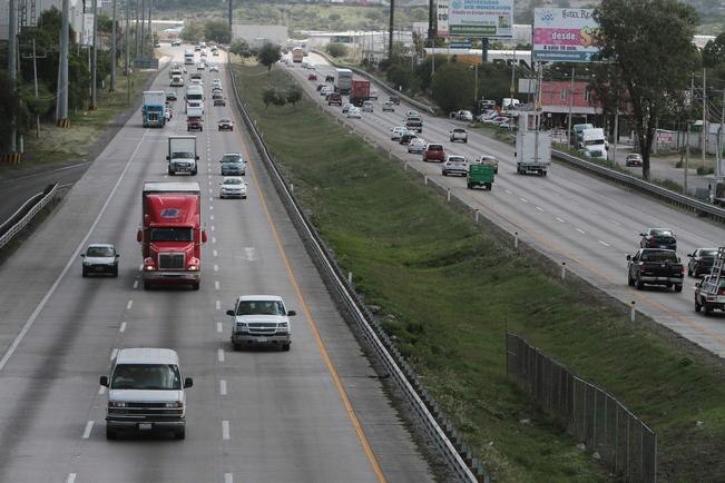 Emiten mil 574 sanciones a transportes en carretera