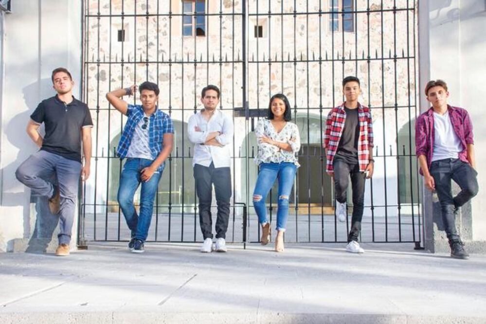 Los músicos se toman muy en serio su labor, pues todos los días invierten hasta seis horas en los ensayos con tal de conquistar al público y poner en alto el nombre de Querétaro. / Foto: Mitzi Olvera