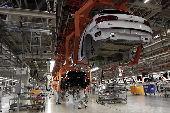 Canadá y Alemania levantan  exportaciones de autos: AMIA