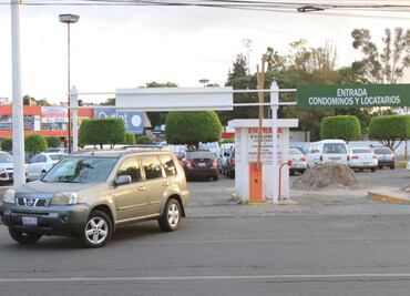 Inspeccionan 25 estacionamientos