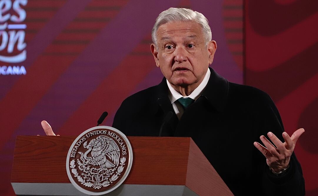 SIP exhorta a AMLO suspender de inmediato "prácticas dañinas" contra periodistas en México